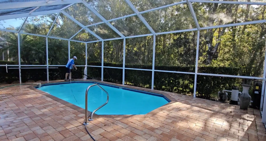 Property maintenance and exterior cleaning in Lakewood Ranch FL