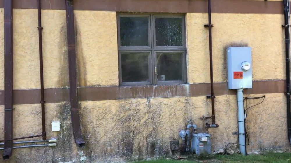Stucco cleaning process explained for Bradenton, FL homes